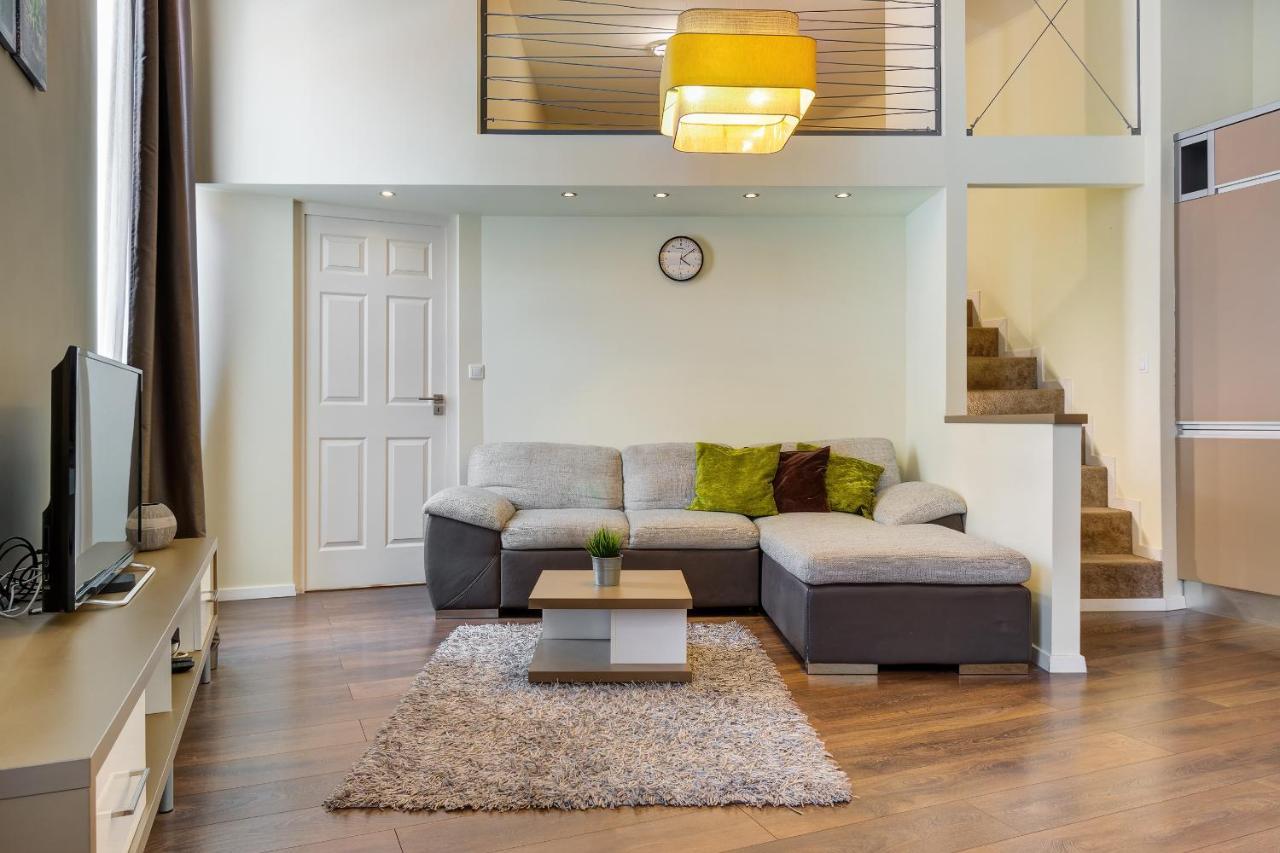 Spacious & Stylish Apartment In Downtown Budapest Exterior photo