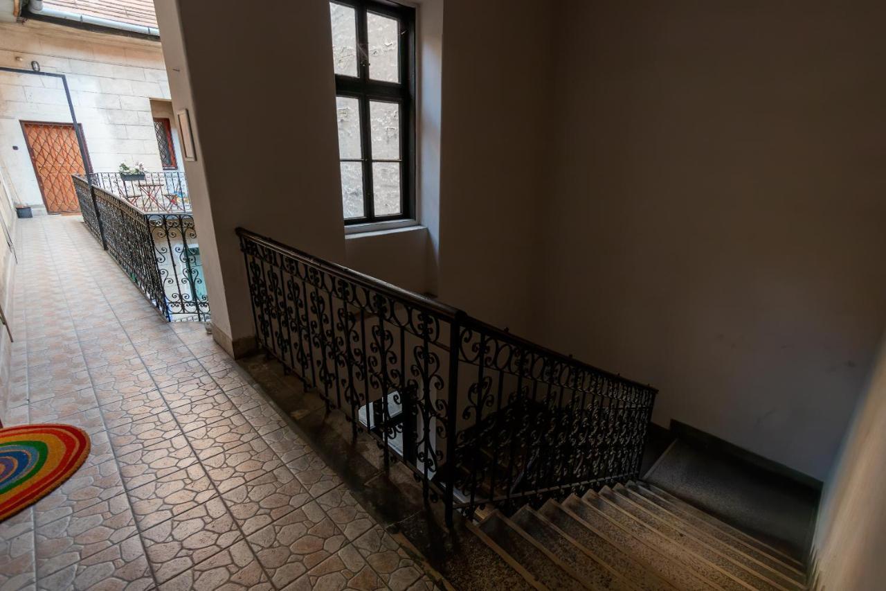 Spacious & Stylish Apartment In Downtown Budapest Exterior photo
